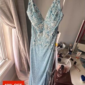 PROM DRESS BRAND NEW - Designer Brand - Primavera